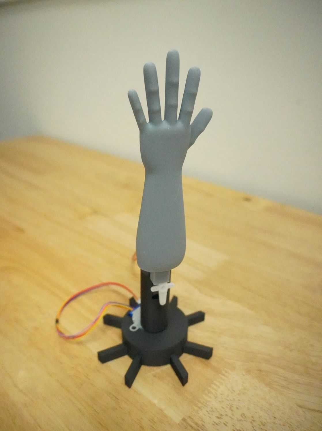 Microcontrollers: Make a Robotic Arm image