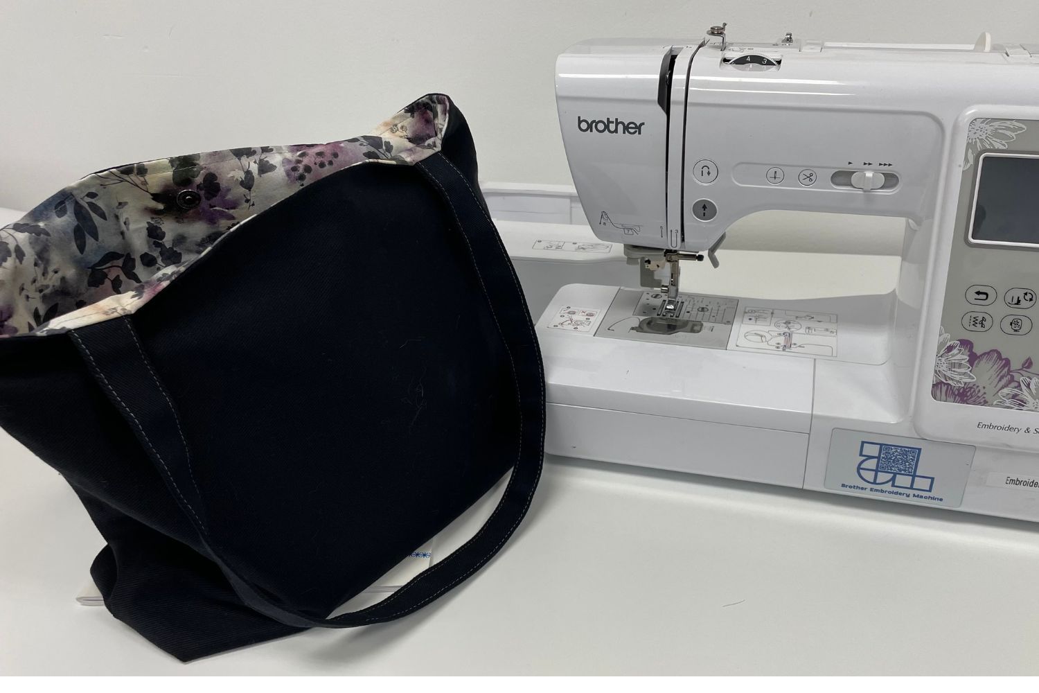 Sewing: Make a Lined Tote Bag image